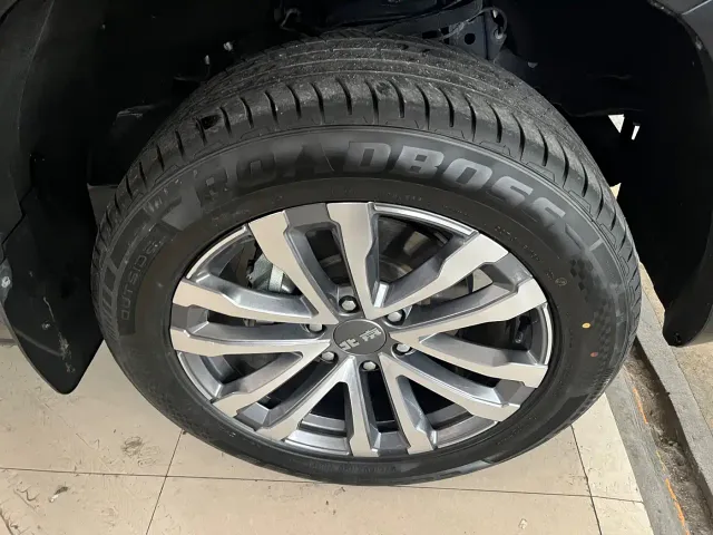 BAIC BJ60 — Фото автомобиля 5