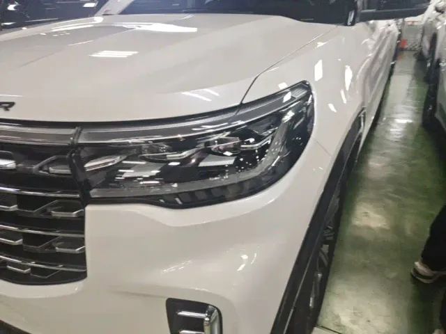 Ford Explorer — Фото автомобиля 23