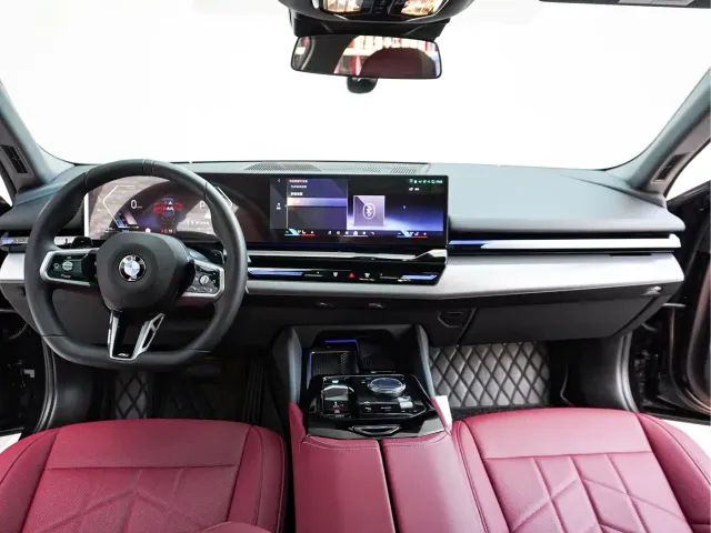 BMW 5 Series — Фото автомобиля 20