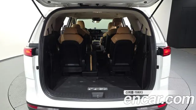 Kia Carnival 4th Gen — Фото автомобиля 20