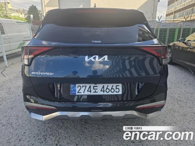 Kia Sportage Sportage 5-е поколение Бензин 1.6 турбо 2WD — Фото автомобиля 4