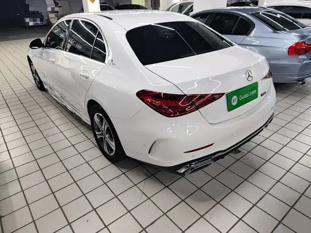 Mercedes-Benz C-Class — Фото автомобиля 4