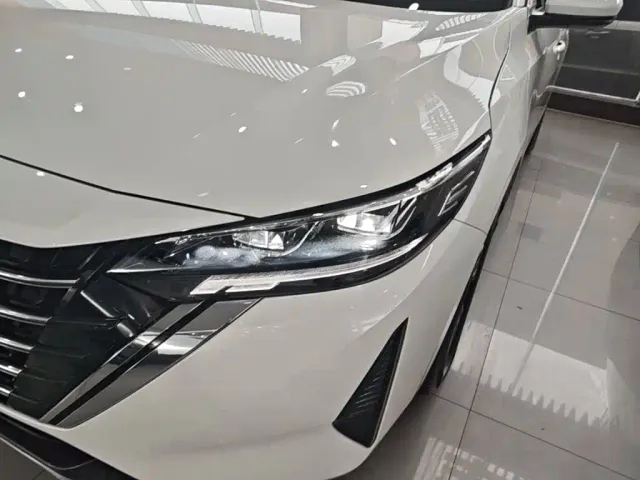 Nissan Sylphy — Фото автомобиля 23