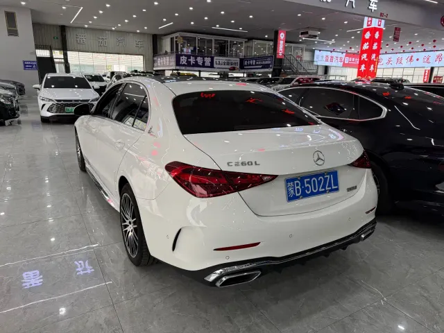 Mercedes-Benz C-Class — Фото автомобиля 6