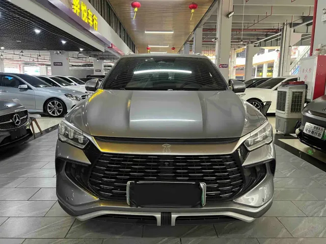 Фотография автомобиля — BYD Song Pro