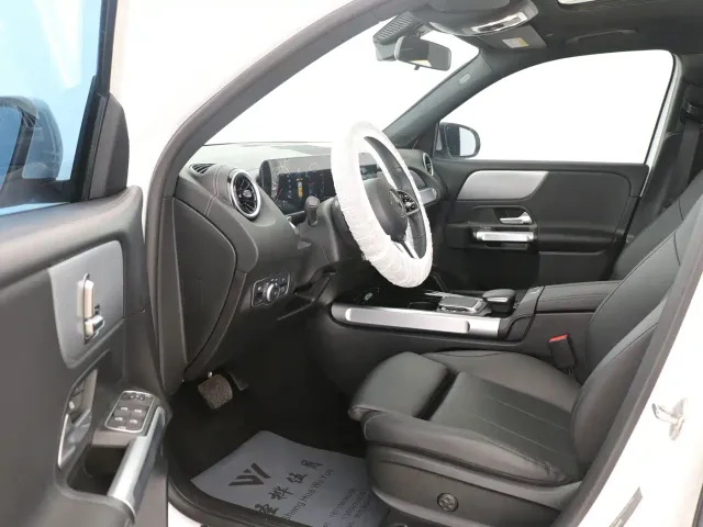 Mercedes-Benz GLB-Class — Фото автомобиля 4