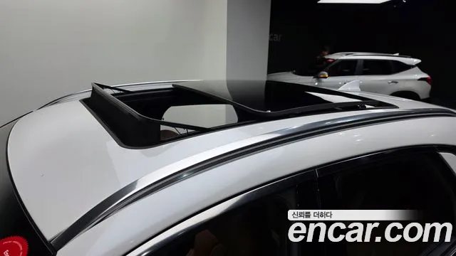 Genesis GV70 2.5T Бензин AWD — Фото автомобиля 16