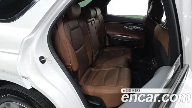 Genesis GV70 2.5T Бензин AWD — Фото автомобиля 11