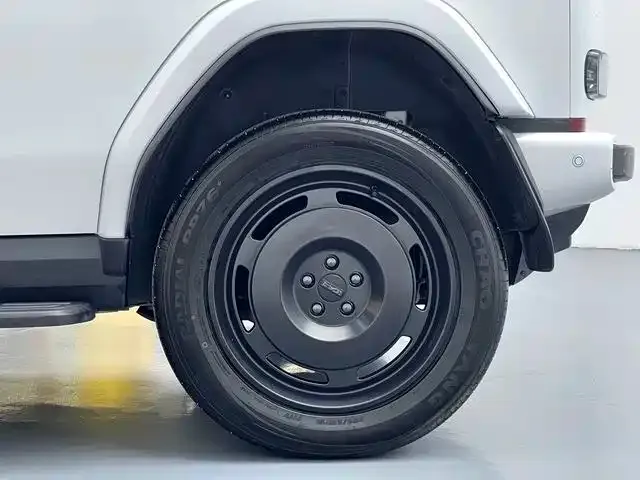 iCAR V23 — Фото автомобиля 15