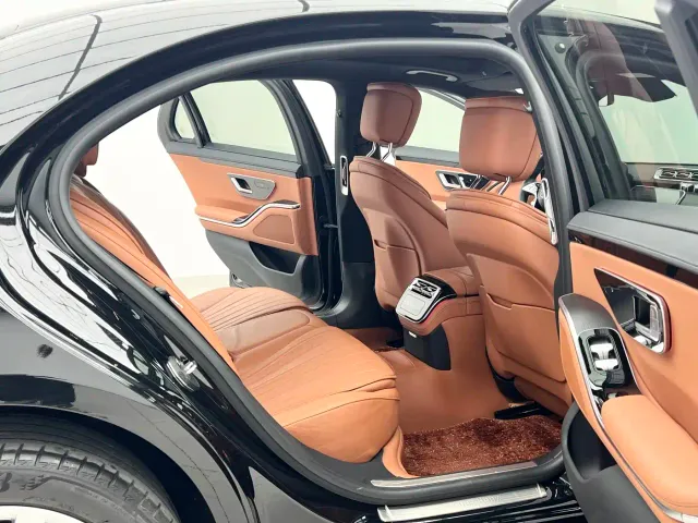 Mercedes-Benz S-Class — Фото автомобиля 9
