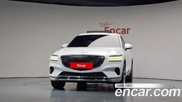 Genesis GV70 — Фото автомобиля 3