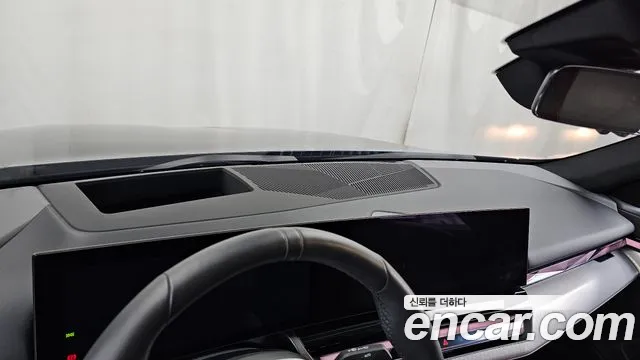 BMW i5 G60 — Фото автомобиля 29