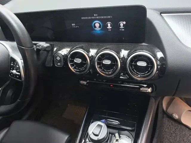 Mercedes-Benz B-Class — Фото автомобиля 13