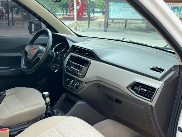 Wuling Hongguang — Фото автомобиля 14