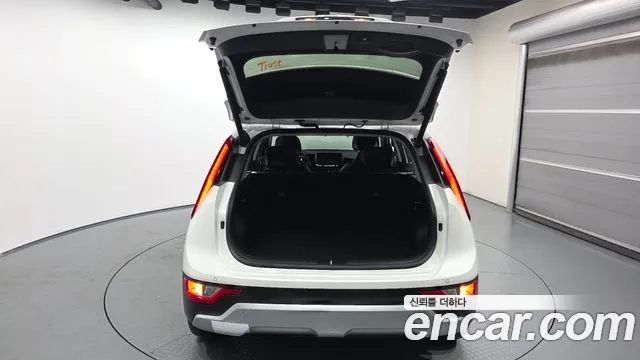 Kia Niro The All New Niro Prestige — Фото автомобиля 19