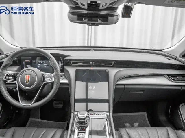 Hongqi H5 — Фото автомобиля 13