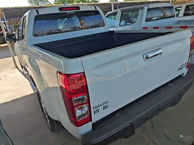 Isuzu Lingtuo — Фото автомобиля 4
