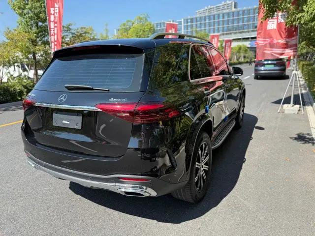 Mercedes-Benz GLE-Class — Фото автомобиля 15