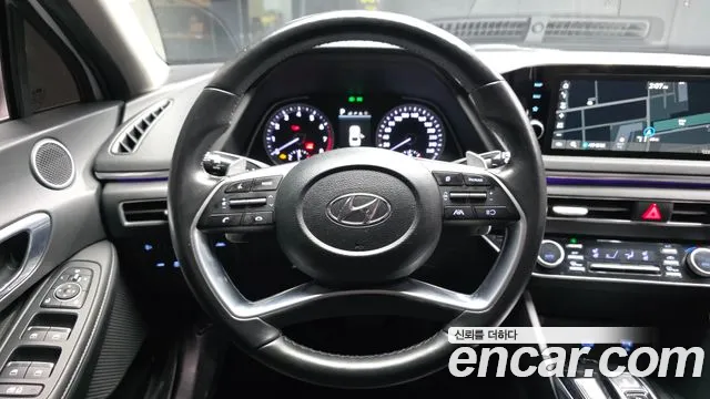 Hyundai Sonata Sonata (DN8) 2.0 LPG(Для проката) — Фото автомобиля 13