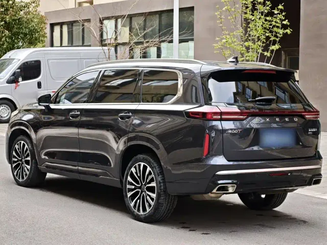 Exeed VX — Фото автомобиля 4