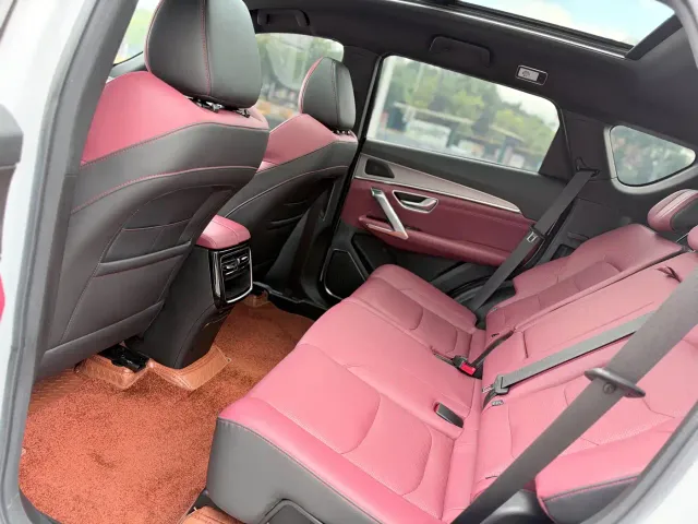 Jetour X70 Plus — Фото автомобиля 9