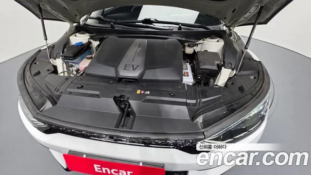 Kia EV6 — Фото автомобиля 6