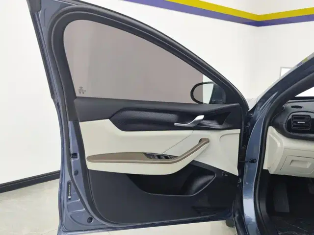 BYD Qin PLUS — Фото автомобиля 7