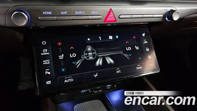 Hyundai Grandeur Grandeur (GN7) 2.5 Бензин 2WD — Фото автомобиля 25