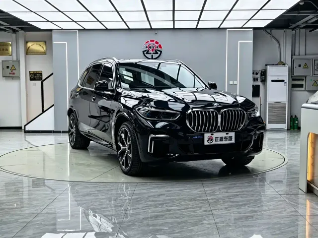 BMW X5 — Фото автомобиля 3