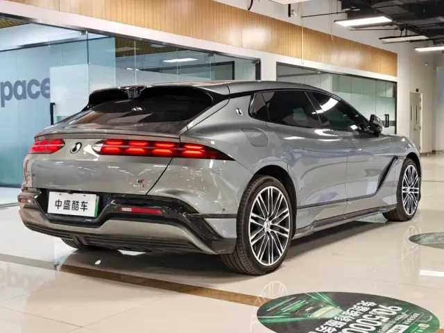 Denza Z9GT — Фото автомобиля 5