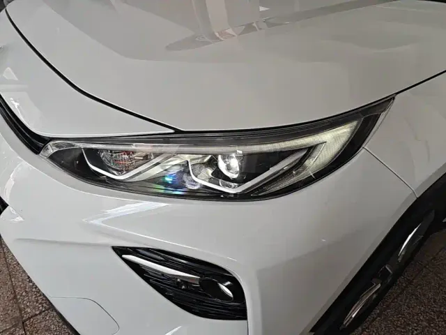 Toyota Wildlander — Фото автомобиля 23