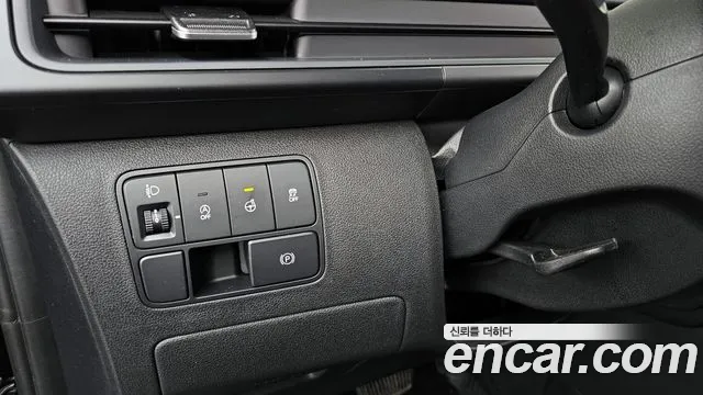 Hyundai Staria Staria Инвалидная коляска Подъёмник/Slope — Фото автомобиля 14