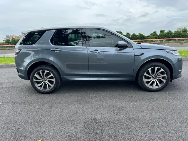 Land Rover Discovery Sport — Фото автомобиля 4