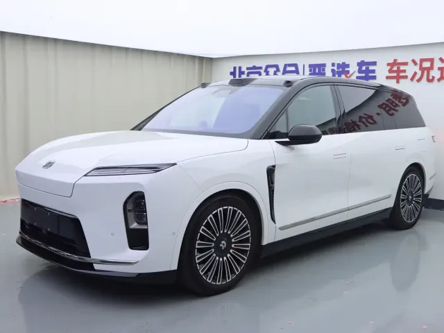 Фотография автомобиля — Nio ES8