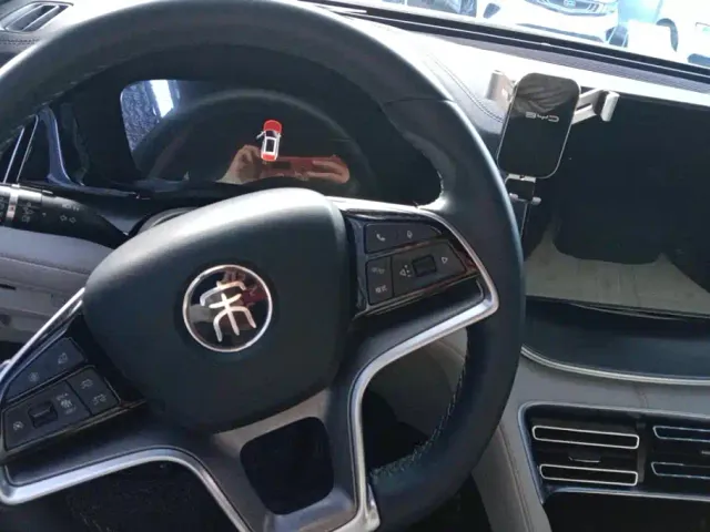 BYD Song PLUS — Фото автомобиля 12