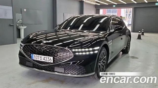 Фотография автомобиля — Genesis G90 G90 (RS4) Бензин 3.5 турбо AWD