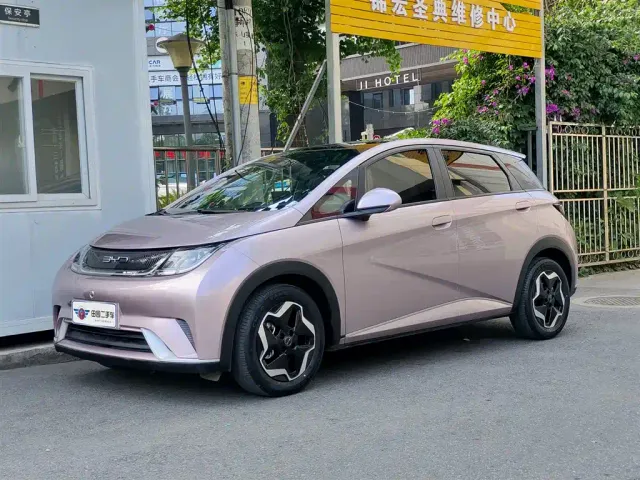 Фотография автомобиля — BYD Dolphin