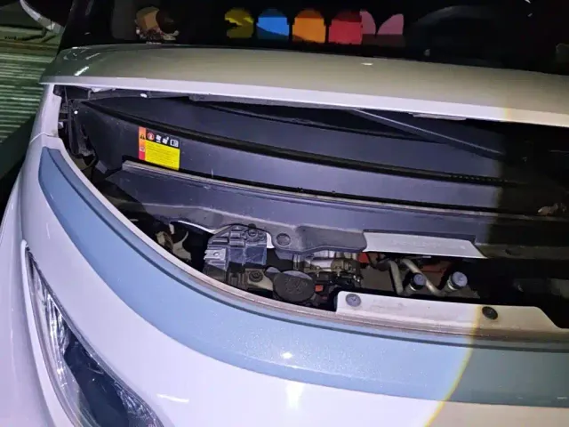 Wuling NanoEV — Фото автомобиля 21