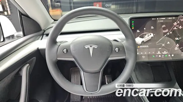 Tesla Model Y — Фото автомобиля 19
