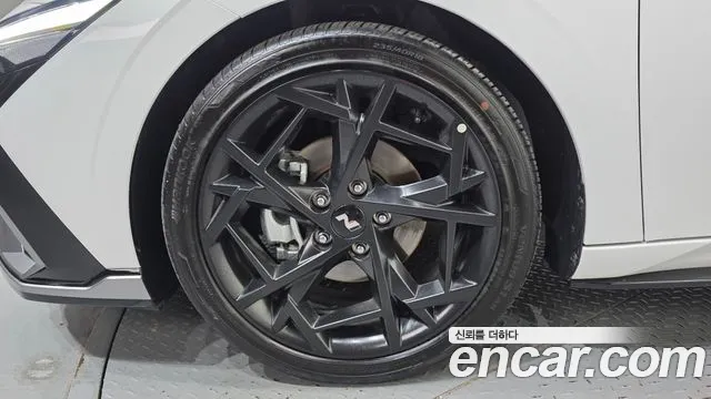 Hyundai AVANTE Inspiration N Line — Фото автомобиля 5