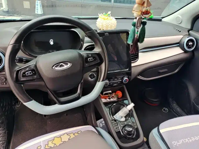 Chery eQ1 — Фото автомобиля 12