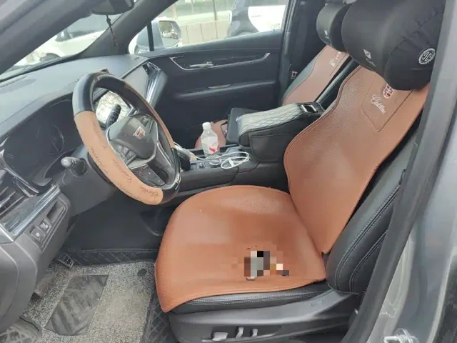 Cadillac XT5 — Фото автомобиля 11