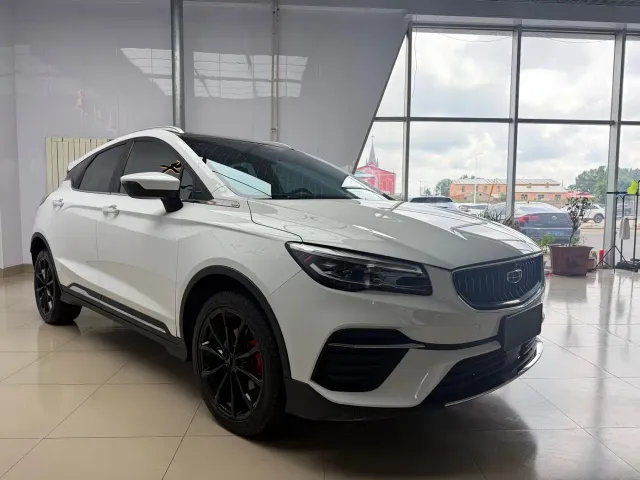 Geely Emgrand S — Фото автомобиля 3