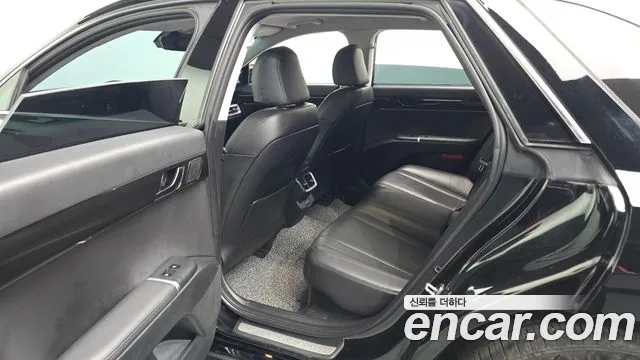 Hyundai Grandeur GN7 — Фото автомобиля 17