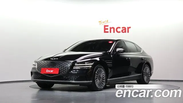 Фотография автомобиля — Genesis G80 RG3