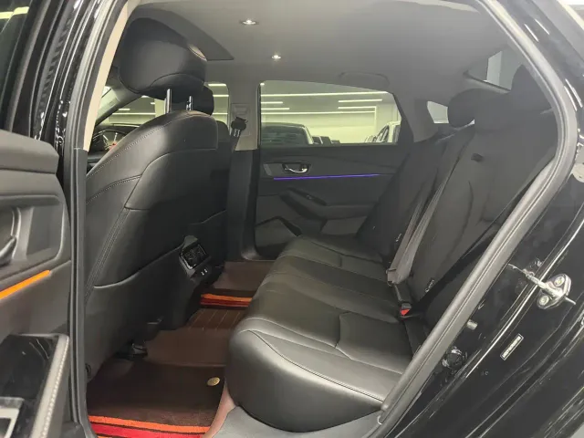 Honda Accord — Фото автомобиля 15