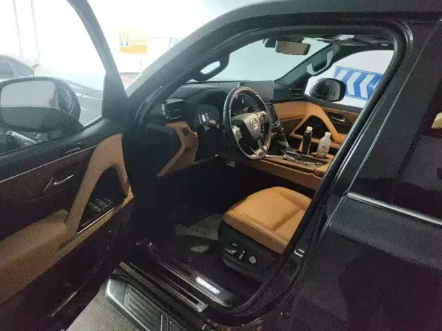 Lexus LX — Фото автомобиля 6
