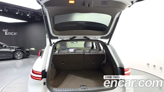 Genesis GV70 — Фото автомобиля 26