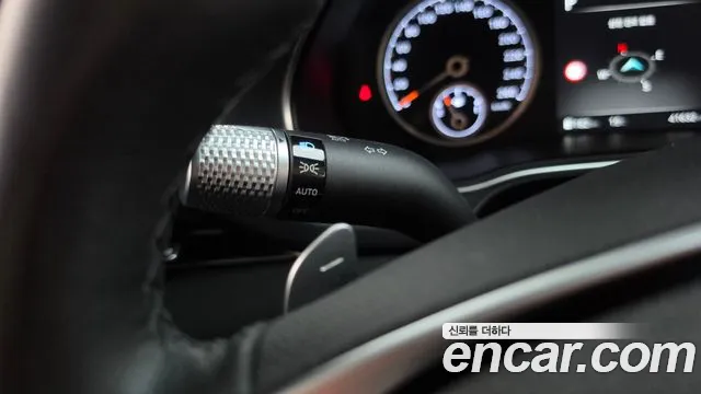 Genesis GV80 — Фото автомобиля 28