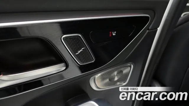 Mercedes-Benz GLC-Class — Фото автомобиля 17